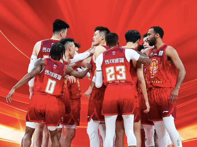 球队士气高涨,预计再次夺冠 球队士气高涨,预计再次夺冠