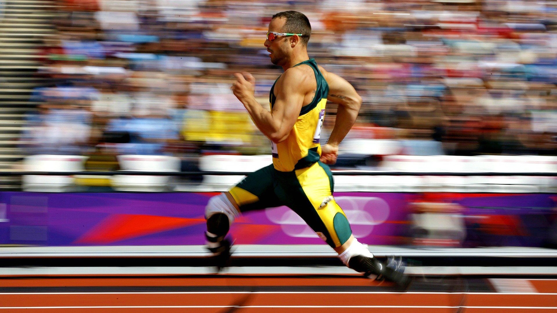 曼市德比的救赎独舞，当布鲁诺从废墟中唤醒红魔之魂