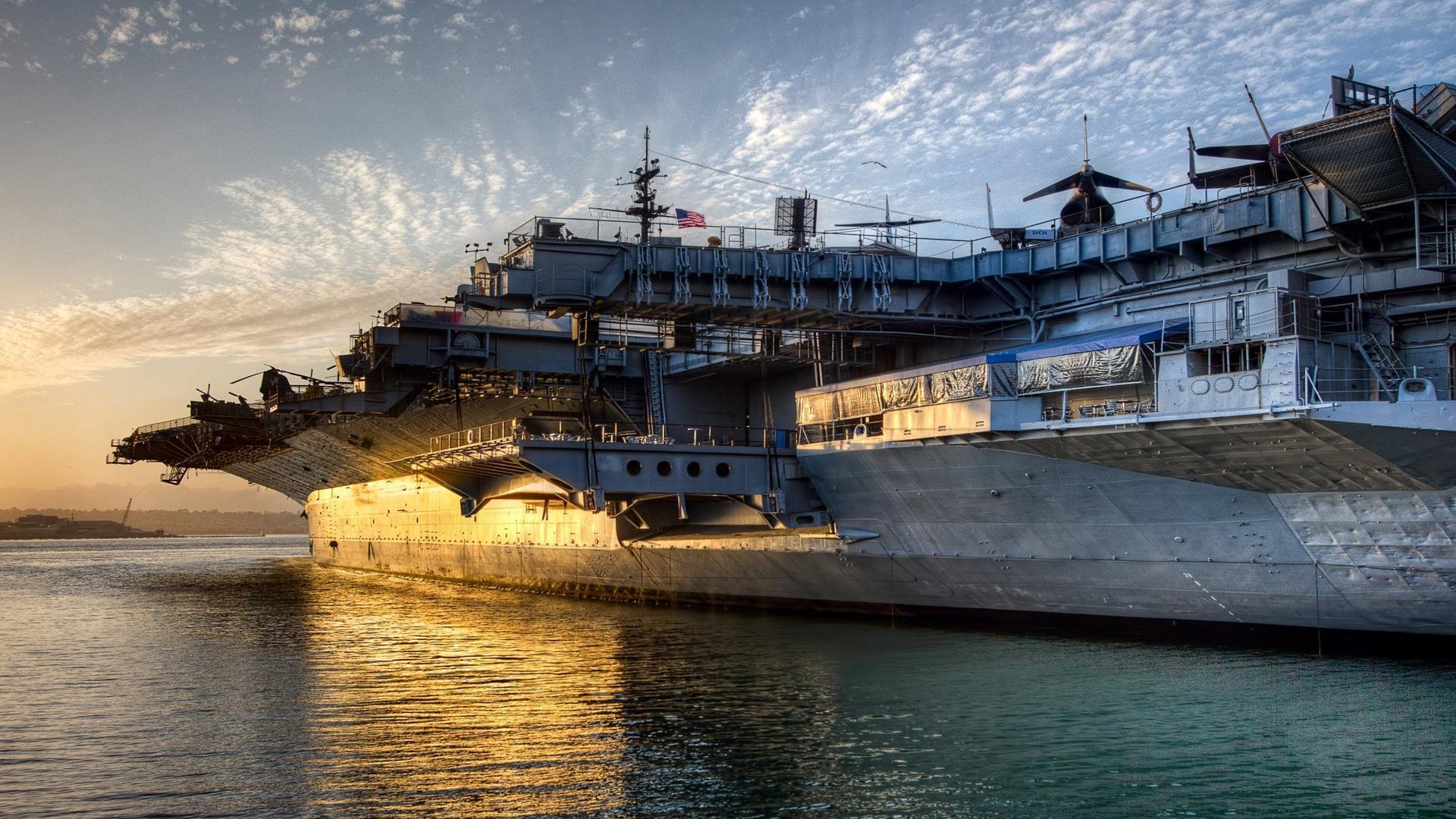 巴黎的阴影，当艾菲尔铁塔化身戈贝尔的铜墙铁壁