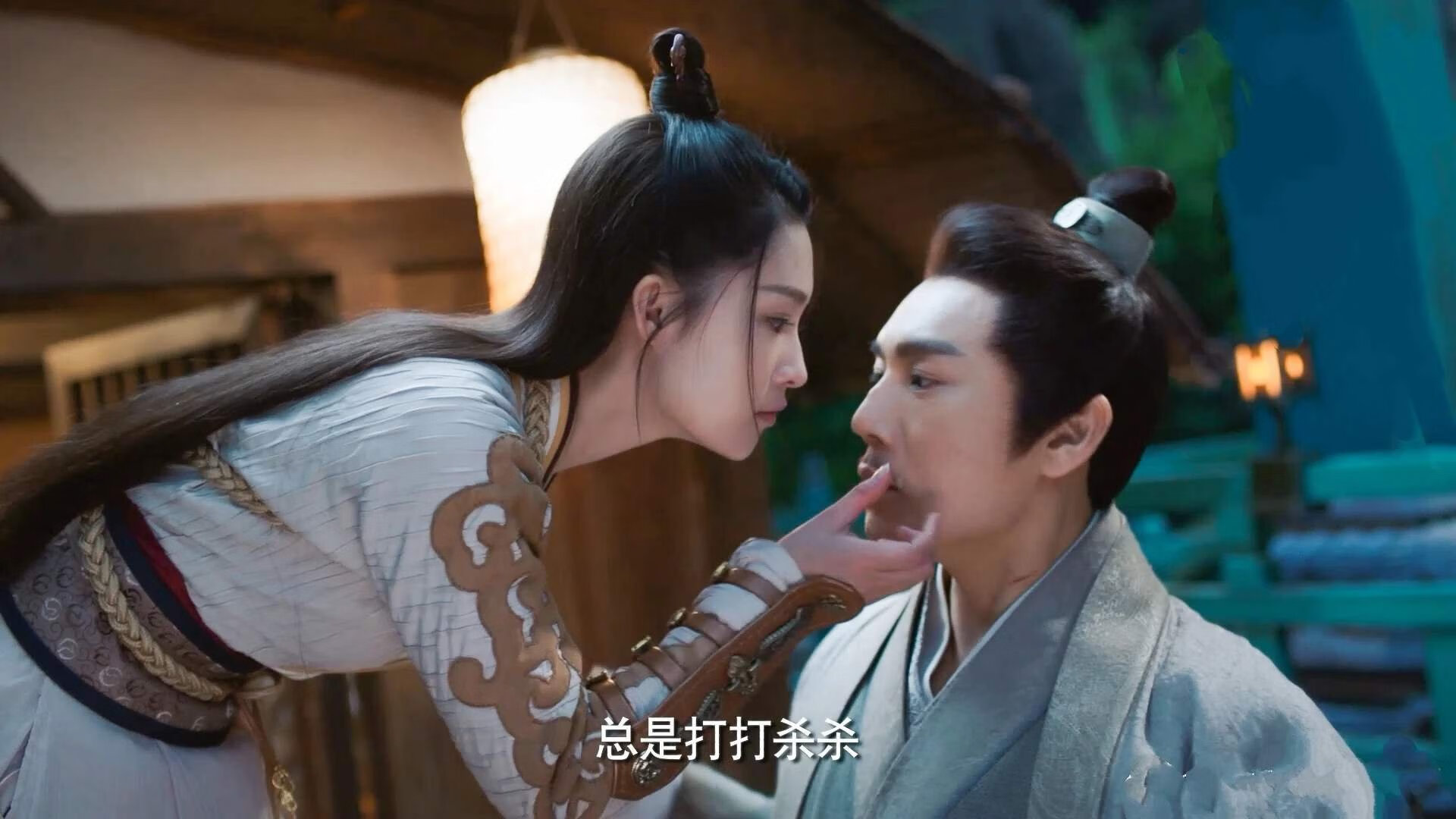 雷火电竞主播-赛场之巅，F1年度争冠之夜的轰鸣与文班亚马状态火热的两种维度