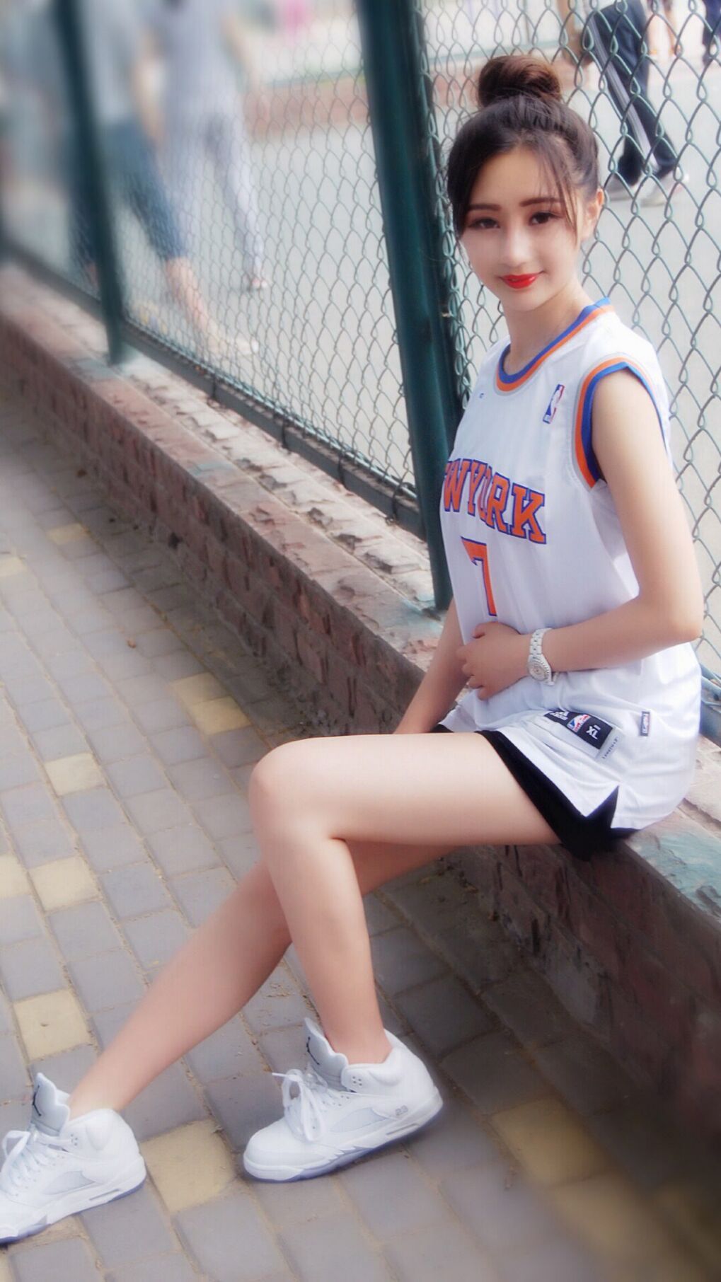 阴影笼罩速贷中心，魔术用窒息式防守将骑士拖入泥潭