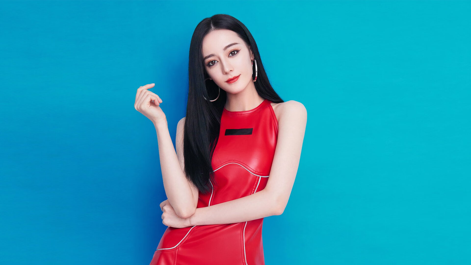 逆袭者接管时间，从塞维利亚到银石赛道的隐喻之战